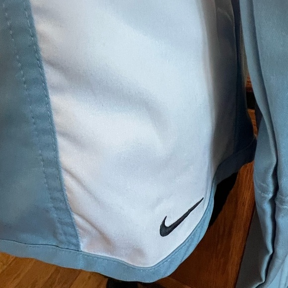 EUC- Nike Women’s Light Blue Full Zip Track, Run, Gym  Size M - Picture 2 of 9